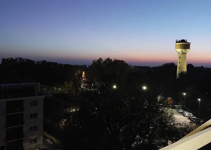 # Punto Fm 8# Δωμάτια σε οικογενειακή κατοικία Μαργκέρα