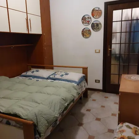 # Punto Fm 8# Homestay Marghera